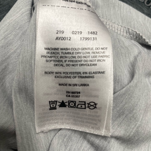 Boy’s Columbia long sleeve - Picture 2 of 3